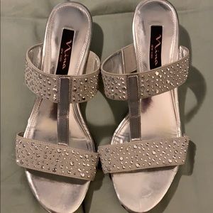 Nina silver sandals